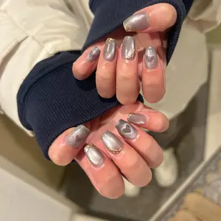 ネイル ⠀ loggy.のネイルデザイン