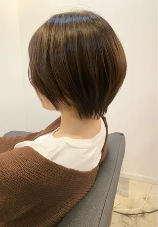 ショート 丸岡 美穂のヘアスタイル