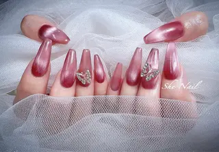 ネイル She   Nail所属・ISA_ BELLAのネイルデザイン
