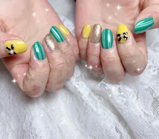 ネイル FLARE NAIL フレアネイルのネイルデザイン