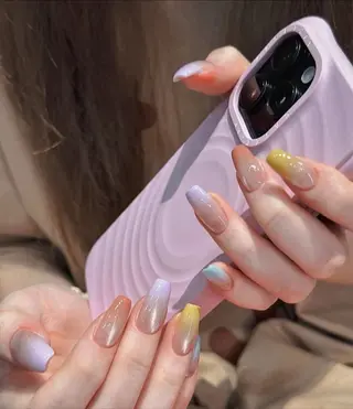 ネイル T•Lee Nailsalon所属・Lily. Leeのネイルデザイン