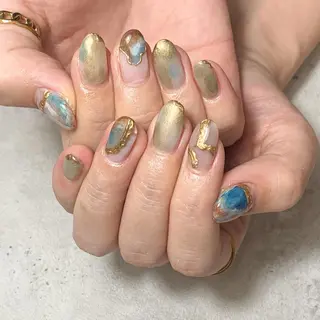 ネイル atelier　FIORITURA所属・FIORITURA aiのネイルデザイン