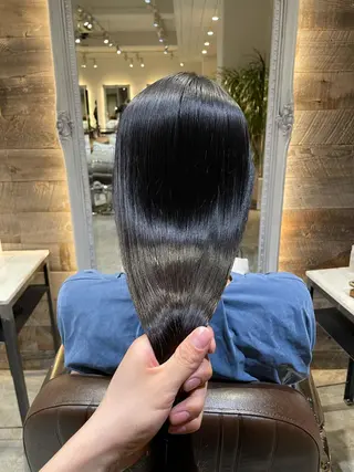 ロング 💍美髪矯正💍 山田 涼也のヘアスタイル