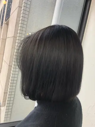 ショート カラー 髪質改善&ブリーチ 伊勢 祐一郎のヘアスタイル