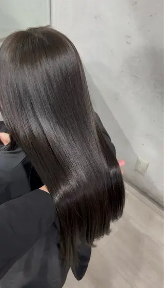 ロング 韓国ヘア|シアーカラ |艶カラー|アカリのヘアスタイル