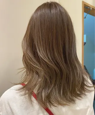 セミロング カラー eight  shinjuku所属・海外ヘア スタイルRIOのヘアスタイル