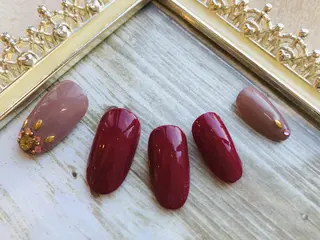 ネイル 【尾下】 ロイヤル•セラピストのネイルデザイン