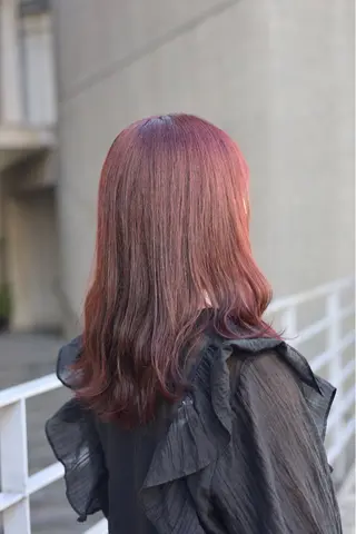 ミディアム カラー パーマ 森山 陽菜のヘアスタイル