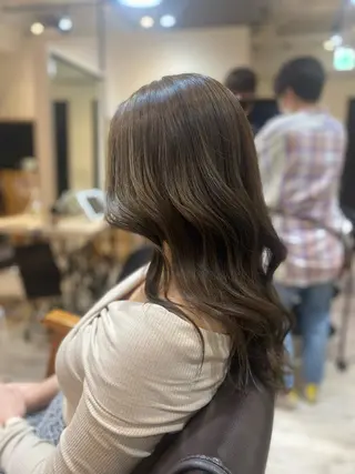 ロング カラー ヨシダ フミノリのヘアスタイル