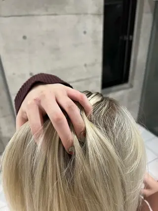 ミディアム カラー 🎀ハイトーン/レイ ヤー/Reina🎀のヘアスタイル