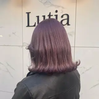 ミディアム カラー ヘアアレンジ youres hair東新宿店所属・新宿⌇韓国風ヘア ⌇透明感カラーのヘアスタイル