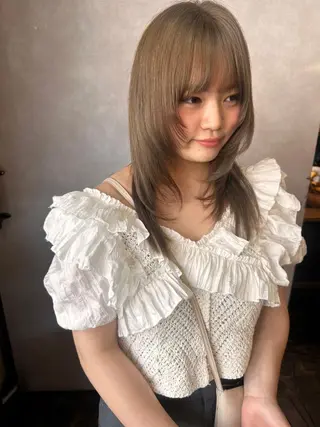 セミロング 韓国 / 中国ヘア 🦋Noniのヘアスタイル