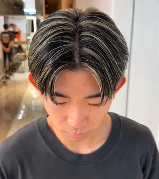 カラー メンズ 白髪ぼかし/白髪 メッシュ/ゆうとのヘアスタイル