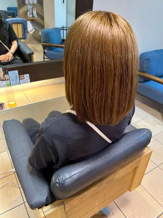 ミディアム 宮川 桃英のヘアスタイル