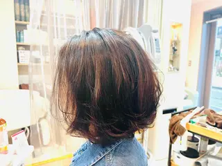 ミディアム O. YUMIKOのネイルデザイン