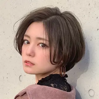 ショート ショート/レイヤー/ 縮毛矯正/ 渡邊莉玖のヘアスタイル