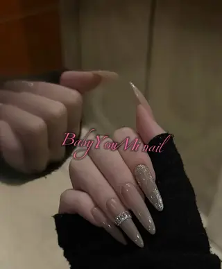 ネイル 相沢 さやかのネイルデザイン