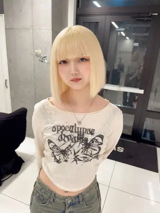 ミディアム りおな/エクステ /ミルクティーカラーのヘアスタイル