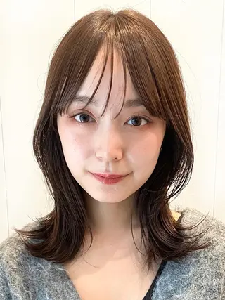 ミディアム カラー OAK 学芸大学所属・秋葉萌　透明感カラー /レイヤー/ボブ♡のヘアスタイル
