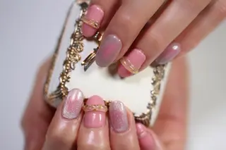 ネイル ママリンド　志村坂上店所属・しみ えんのネイルデザイン