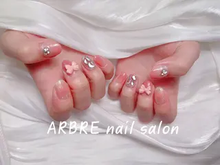 ネイル ARBRE nailsalonのネイルデザイン