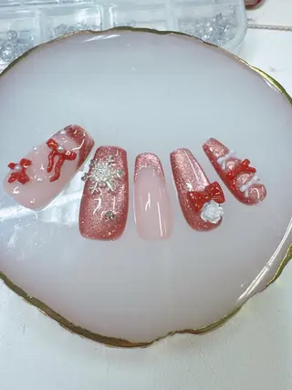 ネイル クイーンズネイル銀座所属・Queeens nailのネイルデザイン