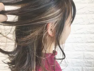 ミディアム カラー 西本 夏美のヘアスタイル