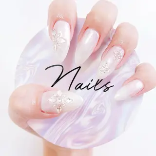ネイル B- nailのネイルデザイン