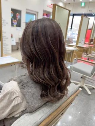 セミロング カラー 高橋成海💎透明感/ デザインカラー💎のヘアスタイル