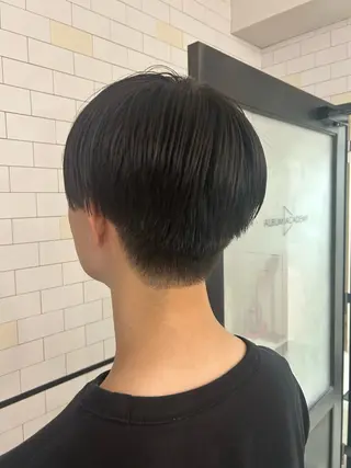 ショート IT by ALBUMあいりのヘアスタイル