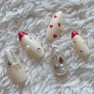 ネイル 濵田 美多のネイルデザイン