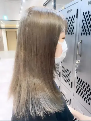 セミロング 【20代ダメージ毛に 髪質改善】のヘアスタイル