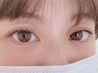 マツエク・マツパ アイブロウ トレヴァーデルチザン inuiのマツエク・マツパデザイン