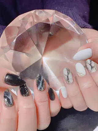 ネイル ネイルサロン トゥルースのネイルデザイン