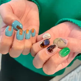 ショート m kaori𓃟のネイルデザイン