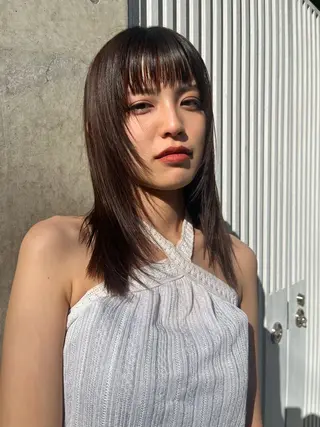 ミディアム レイヤーカット\ウル フ　chinatsuのヘアスタイル