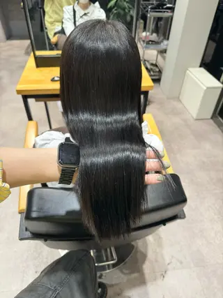 ミディアム カラー 佐藤史哉* 韓国レイヤー赤み除去のヘアスタイル