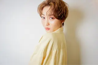 ショート カラー パーマ gite カワムラナオキのヘアスタイル