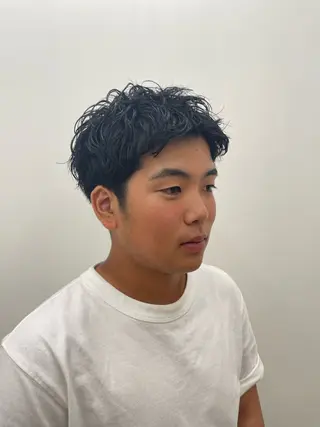 ショート メンズ 蜂須賀🐝縮毛矯正 ストレートパーマのヘアスタイル