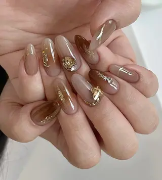ネイル Lynn_ Nailのネイルデザイン