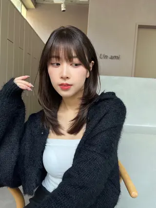 ミディアム レイヤーカット/ くびれヘア佐藤大空のヘアスタイル