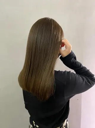 ミディアム カラー とびまつ /ショート/脱白髪染のヘアスタイル