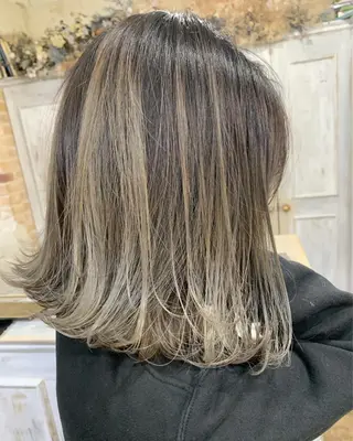 ショート カラー ヘアアレンジ 遠藤 拓馬のヘアスタイル