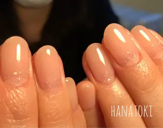 ミディアム Hanatoki所属・菅原 千明のネイルデザイン