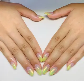 ネイル Mule Beauty Salon所属・ミュール ビューティーサロンのネイルデザイン