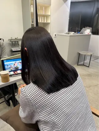 ミディアム 絶対可愛い暖色カラー 🌷うる艶✨山下七海のヘアスタイル