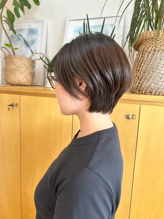 ショート ente im所属・上田 文香のヘアスタイル
