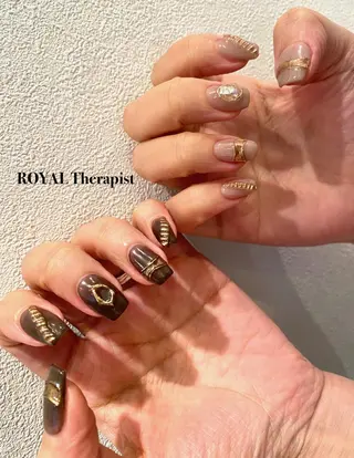 ネイル 【尾下】 ロイヤル•セラピストのネイルデザイン