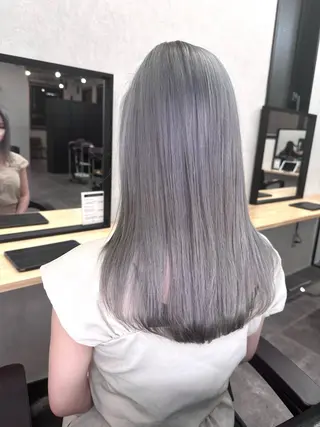 ミディアム AIKA 🦋のヘアスタイル
