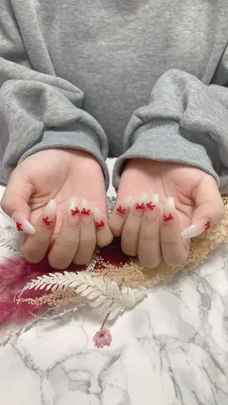 ネイル はな💎ネイル ワンホン、長さ出しのネイルデザイン